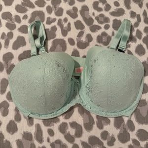 Victoria Secret Bra 38DDD